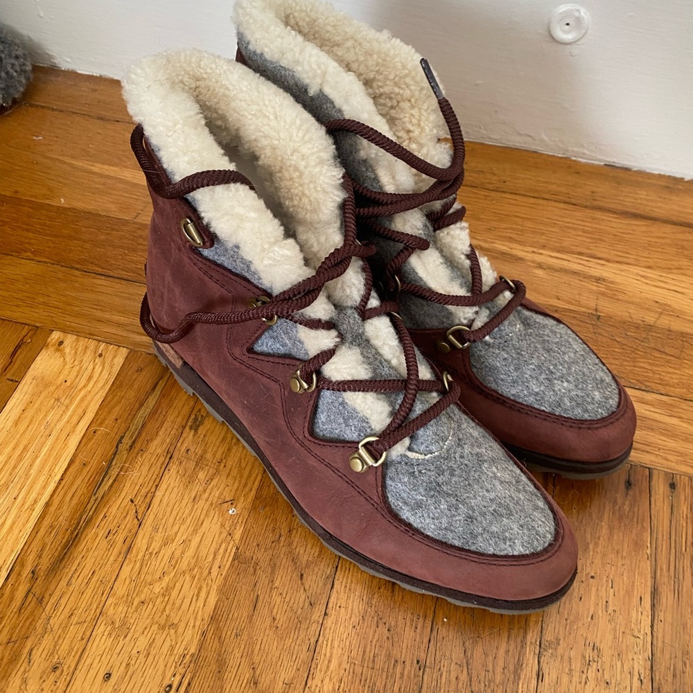 Sorel Brown and Gray Winter Boots with Cozy Lining and Rubber Sole
